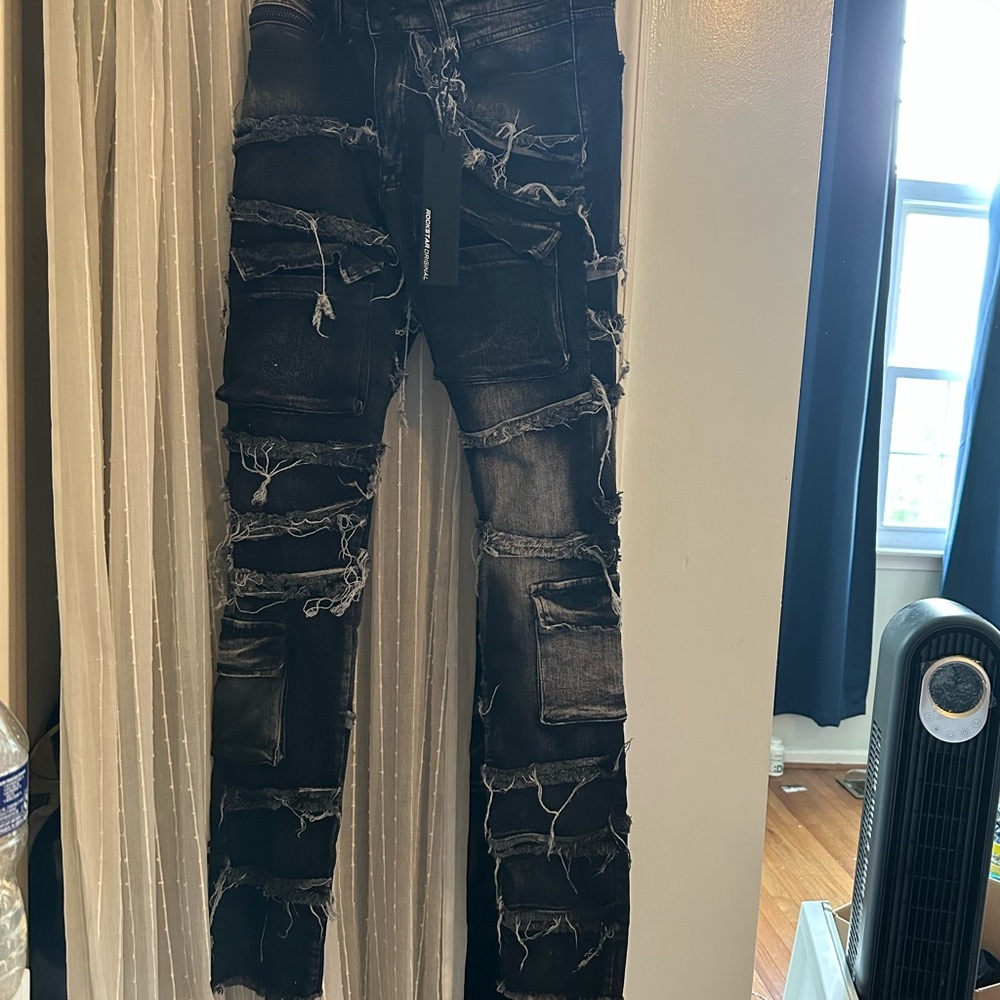 Black Skinny Jeans with Distressed Design